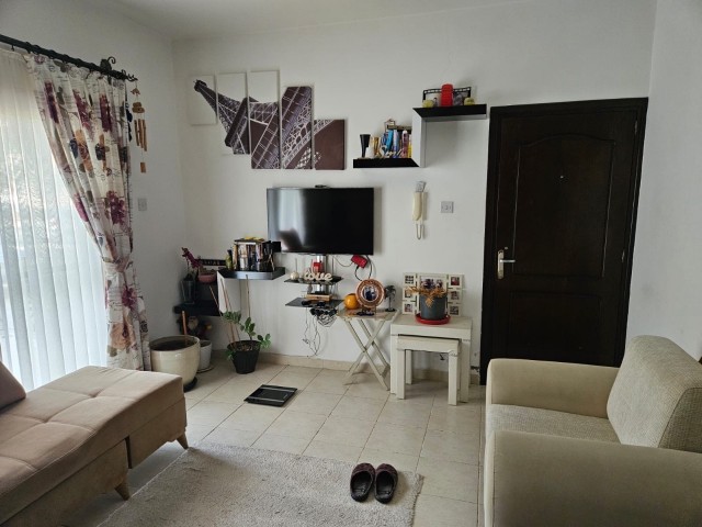 Alsancak 2+1 ortak havuzlu satılık daire - Fotoğraf 3