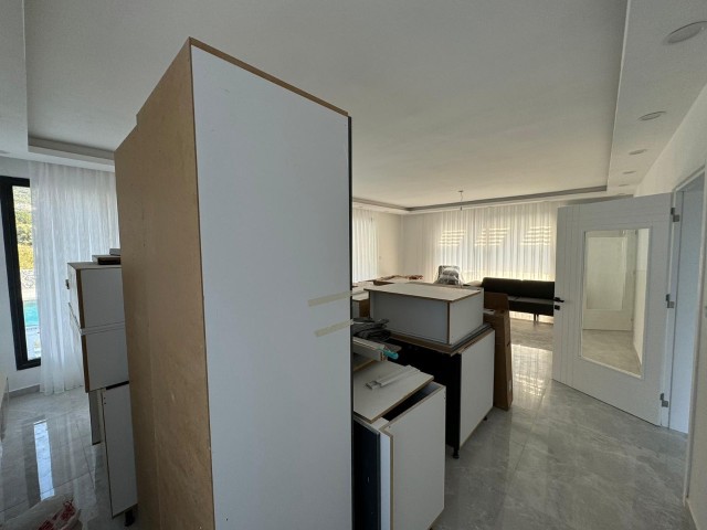 Karsıyaka 3+1 ozel havuzlu villa - Fotoğraf 3