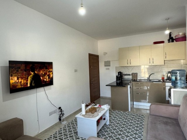 Karaoglanoglu 1+1 satılık daıre gırne amerıkan unıversıtesıne yakın - Fotoğraf 2