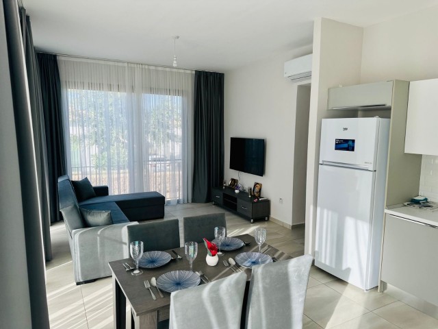 Alsancak 2+1 ortak havuzlu zemın kat guvenlıklı site satılık daire Kıbrıs town