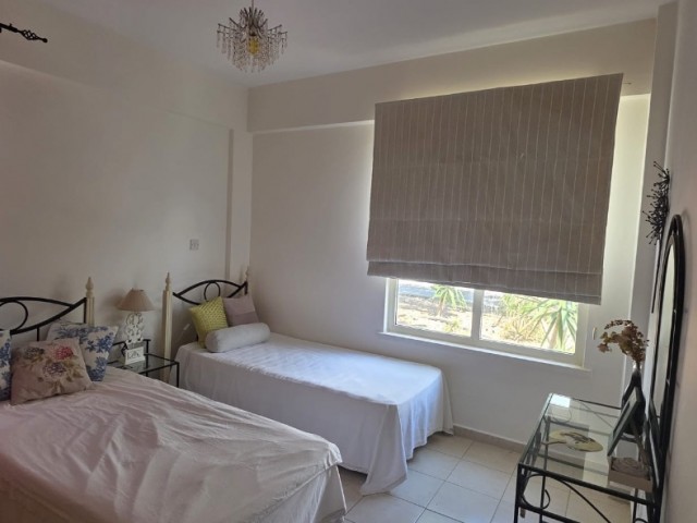 Esentepe turtle bay 2+1 zemın kat ortak havuzlu satılık daıre - Fotoğraf 2