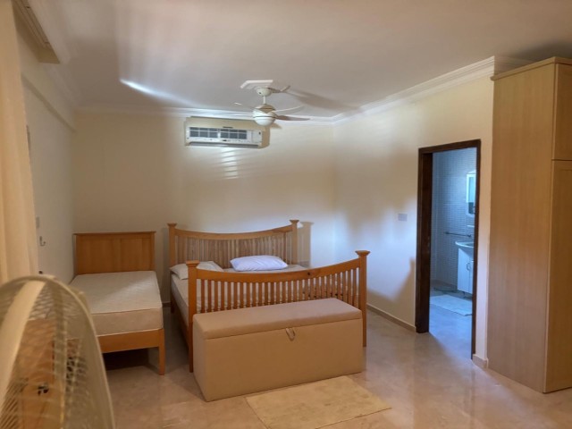 Ozankoy 4+1 ozel havuzlu tek katli satilik villa - Fotoğraf 1