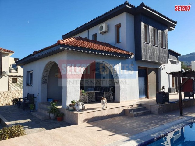 Havuzlu Lüks Villa - Esentepe