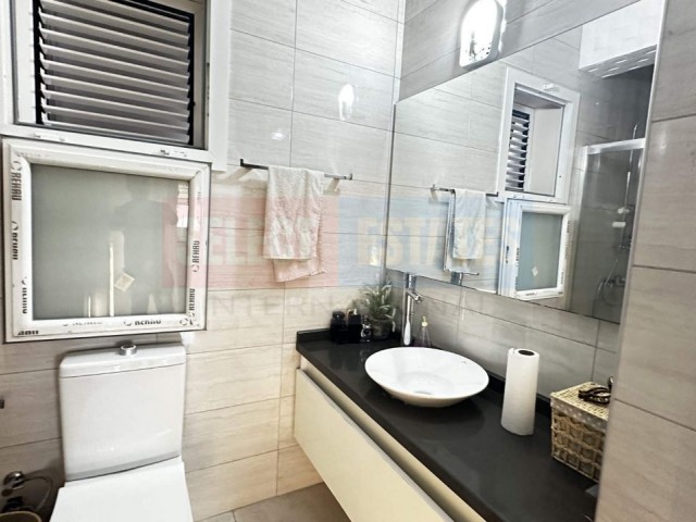 Havuzlu Eşyalı Penthouse - Anahtar Teslim - Fotoğraf 1