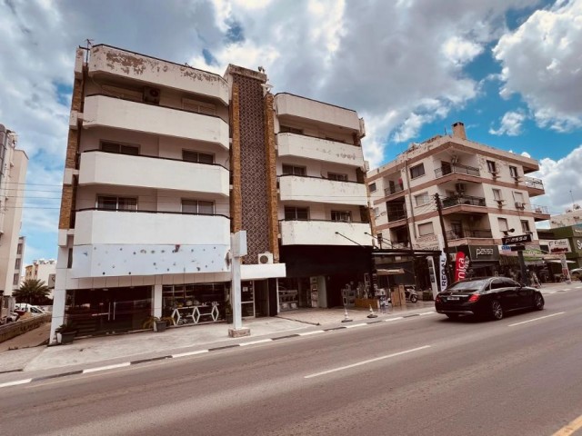 *** Fiyatı Düştü**** Girne merkezde ana cadde üzerinde 125m2 sende katlı Türk koçanlı dükkan. 05338403555 - Fotoğraf 1