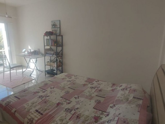 Lefkoşa Hamitköy'de Full Eşyalı Satılık 2+1 Daire. - Fotoğraf 4