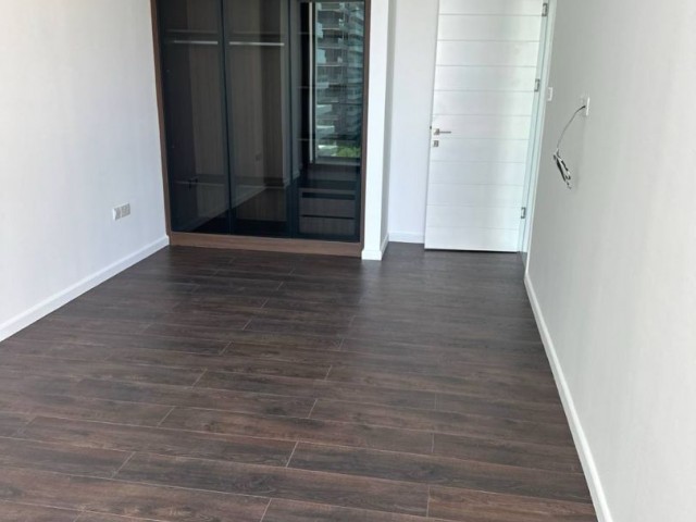 Grand Sapphire! 4. Kat. Düşük Katlı Blok. 12 M2 Balkon, Havuzlar Manzaralı 2+1. Vergiler ve Devir Ücreti Dahil 195.000 GBP! - Fotoğraf 4