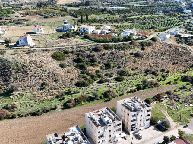 Lefke'de Satılık Fasıl 96 Manzarası Kesilmeyen ,Adeta Tüm Lefke Ayaklarınızın Altında ! Artık 5 Dönüm Olarak Satın Alabileceğiniz Bu Manzaralı Yeri Kaçırmayın! Parselizasyon Teklifine Açık! - Fotoğraf 2