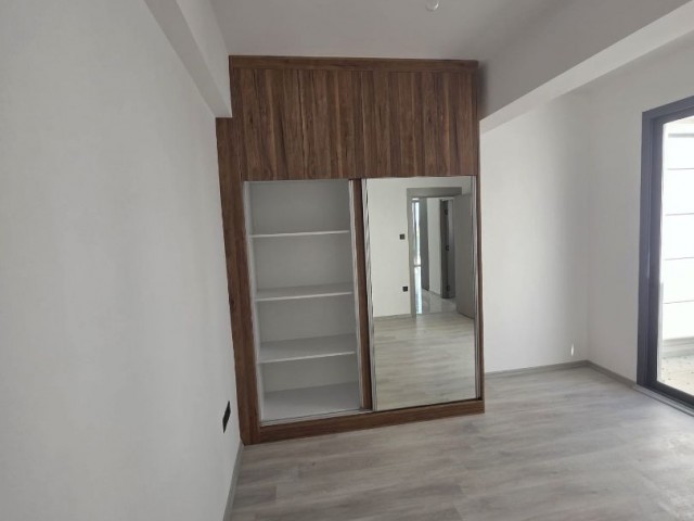 Muhteşem Deniz Manzaralı 2 yatak odalı  Penthouse - Gazimağusa Yeni Boğaziçi'de Satılık!