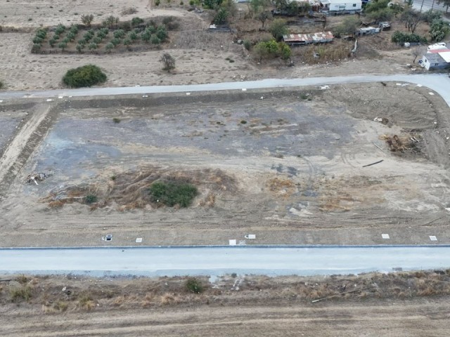 Girne Boğaz Bölgesinde Satılık Projeden ve Tapuları Hazır 2 Kat Bölgesi TÜRK KOÇANLI Arsalar - Fotoğraf 1