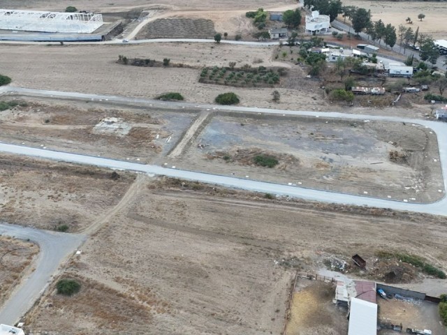 Girne Boğaz Bölgesinde Satılık Projeden ve Tapuları Hazır 2 Kat Bölgesi TÜRK KOÇANLI Arsalar - Fotoğraf 2