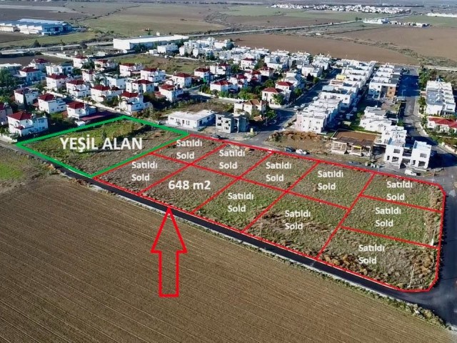 TUZLA'DA GENİŞ BAHÇELİ VİLLA YAPIMINA UYGUN SATILIK 648 M2 ARSA