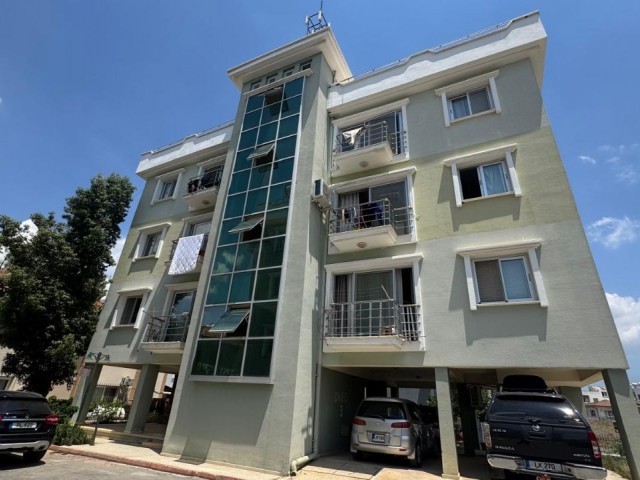 LEFKOŞA GÖNYELİ'DE TÜRK KOÇANLI SATILIK FIRSAT DAİRE