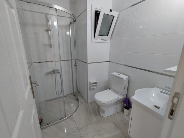Girne Lapta'da Modern ve Ful Eşyalı 2+1 Daire İle Yeni Bir Yuva Edinin! - Fotoğraf 2