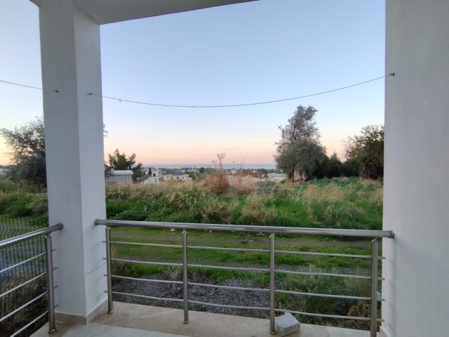 Girne Lapta'da Modern ve Ful Eşyalı 2+1 Daire İle Yeni Bir Yuva Edinin! - Fotoğraf 4