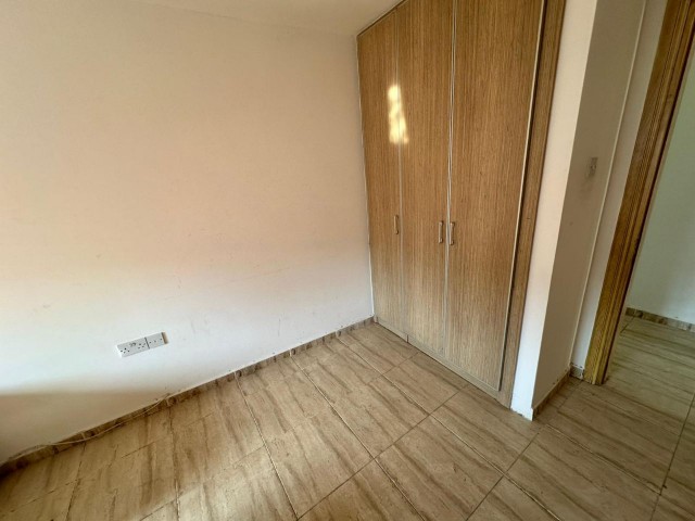 Girne Merkez Satılık 2+1 Daire / 23 Nisan İlk Okulu Yakını - Fotoğraf 3