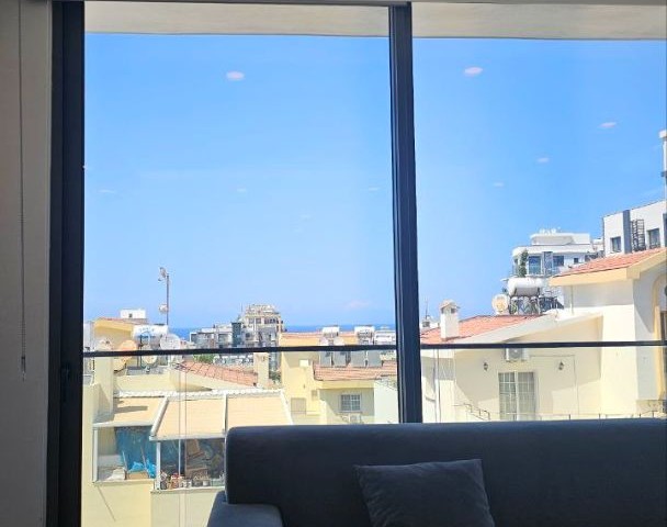 Girne Merkez'de Lüks Ful Eşyalı 2+1 Daire Fırsatı! - Fotoğraf 4