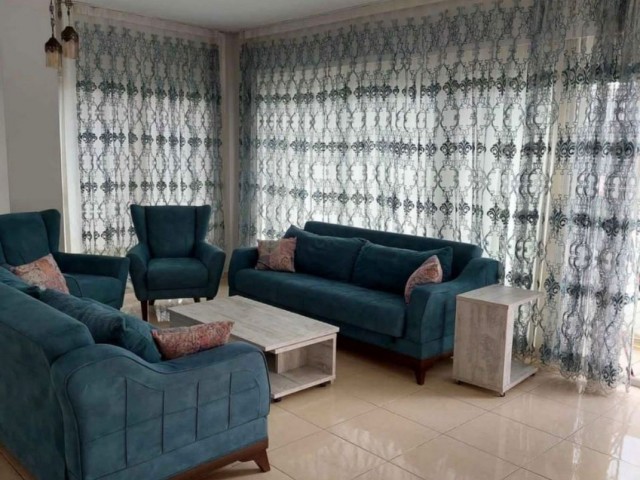 Gazimağusa Sakarya Satılık 3+1 Daire