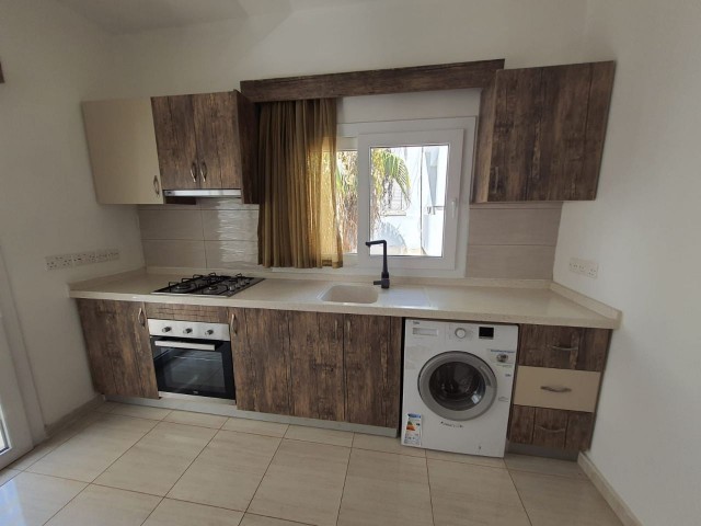 Gazimağusa Merkez Satılık Komple Apartman - Fotoğraf 3