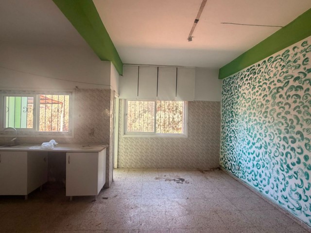 Gazimağusa Aşağımaraş Satılık Komple Bina - Fotoğraf 1