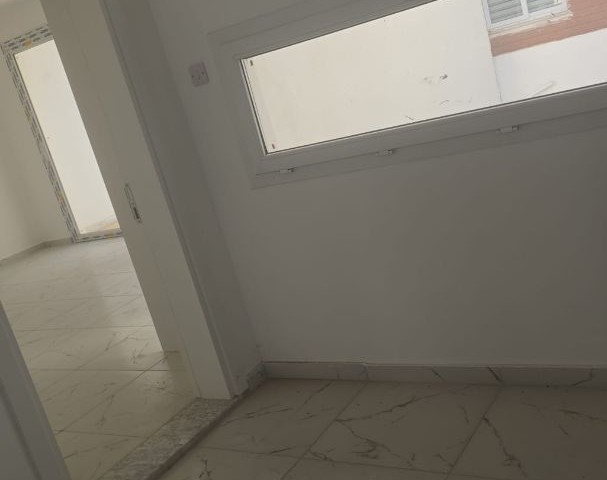 Gazimağusa Çanakkale Satılık 2 +1 Daire - Fotoğraf 2
