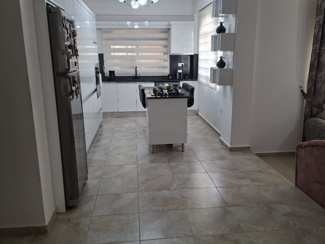 Lefkoşa Hamitköy Satılık 3+1 Daire