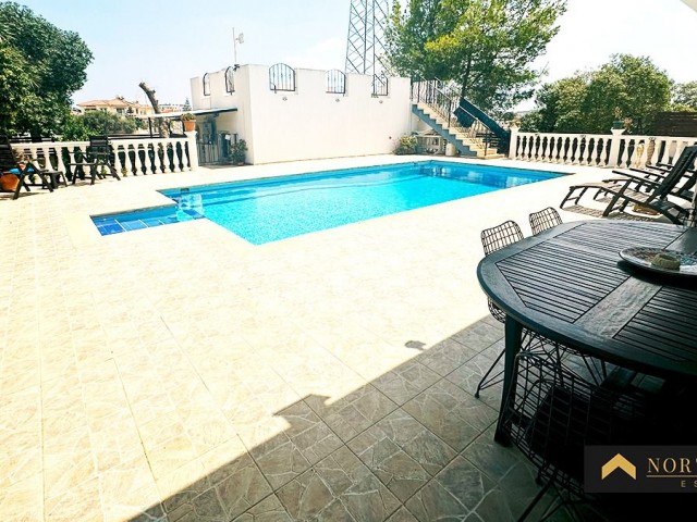 Gazimağusa Yeniboğaziçi Satılık 4+2 Villa