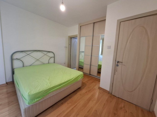 2 Bedroom Penthouse For Sale Location Near New Municipality Office Girne (Turkish Title Deeds) - Fotoğraf 1
