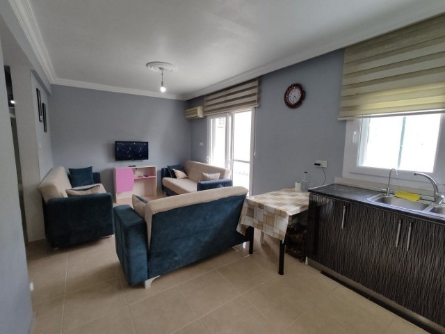 3 Bedroom Apartment For Sale Location Behind Is Bank Girne - Fotoğraf 1