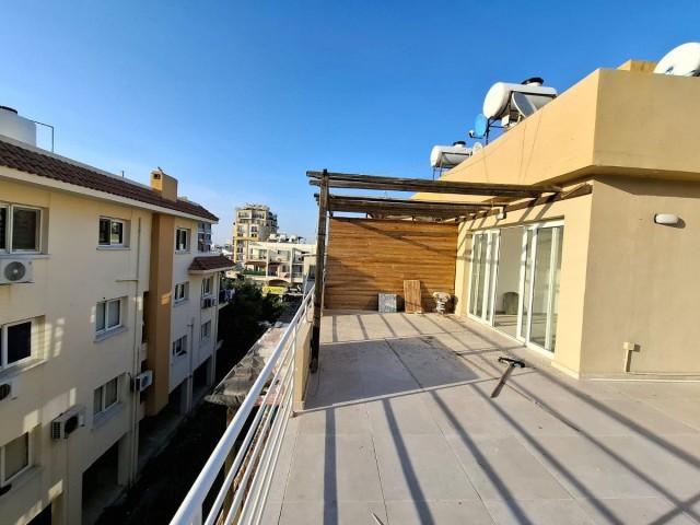 Reinvented 2 Bedroom Penthouse For Sale Location Near Nusmar Market Girne - Fotoğraf 1