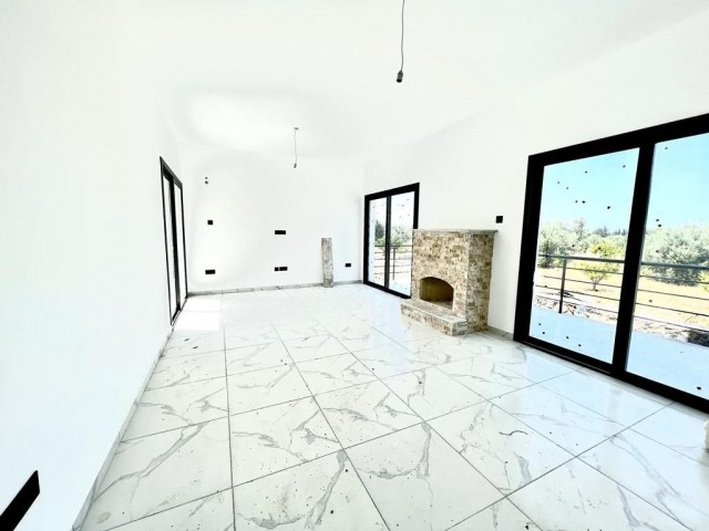 Nice 4 Bedroom Villa For Sale Location Karsiyaka Girne - Fotoğraf 2