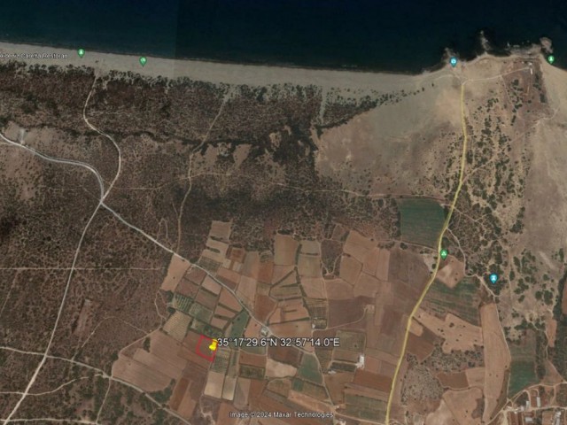 10300m2 Land For Sale Location Akdeniz Girne - Fotoğraf 1