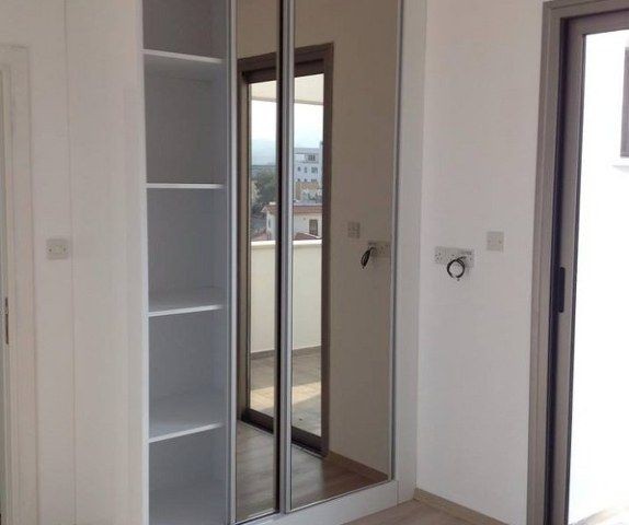 Remarkable 3 Bedroom Penthouse with Beautiful sea and mountain views Location Upper Girne (For Sale) - Fotoğraf 4