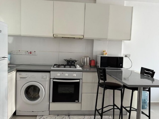 İskele longbeac Sezar sitesinde sahinden acil satılık 1+1 daire