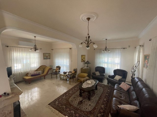 Girne Edremit de Lüx Özel Havuzlu 3+1 Satılık Villa... - Fotoğraf 3