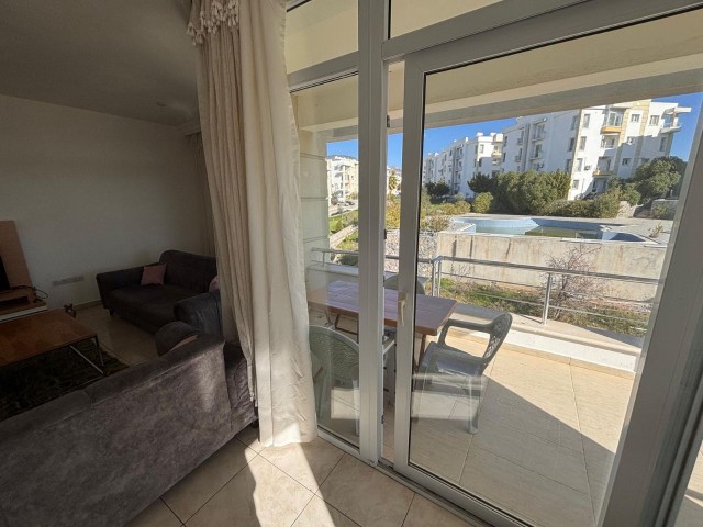 Girne Boğaz'da Şehir ve Dağ Manzaralı FIRSAT Eşyalı 3+1 Daire