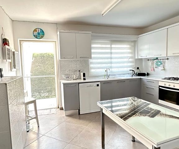 İskele Royal Sun 3+1 İkiz Villa Masrafsız - Fotoğraf 3