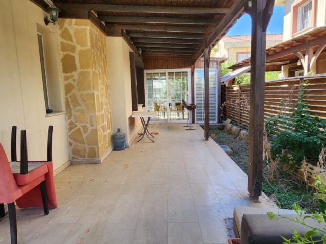 İskele Long Beach’te Satılık Akdeniz Karakterli 3+1 İkiz Villa - Fotoğraf 1