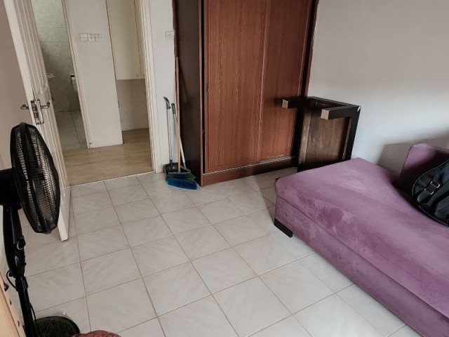 Gazimağusa Gülseren'de Satılık 3+1 Eşyalı Daire - Şehir Manzaralı - Fotoğraf 1