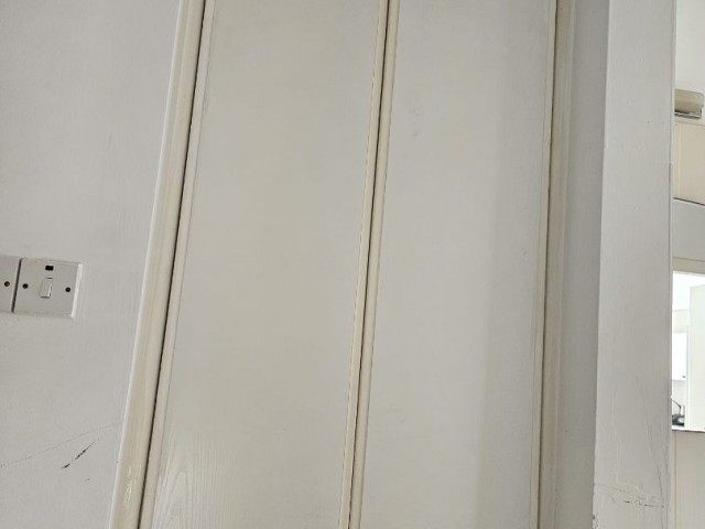 Gazimağusa Gülseren'de Satılık 3+1 Eşyalı Daire - Şehir Manzaralı - Fotoğraf 2