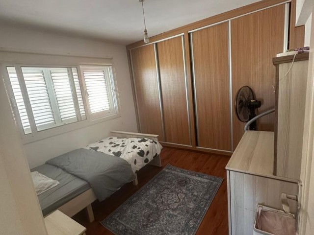 Gazimağusa Gülseren'de Şehir Manzaralı 2+1 Eşyalı Daire - Kaçırılmayacak Fırsat! - Fotoğraf 1
