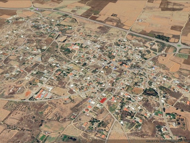 Alaniçi Satılık 600 M2 Köy İçi Arsa - Fotoğraf 3