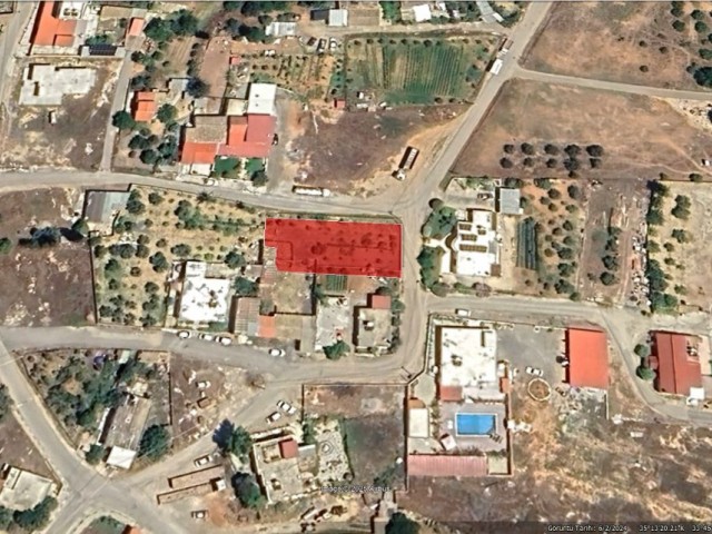 Alaniçi Satılık 600 M2 Köy İçi Arsa - Fotoğraf 4