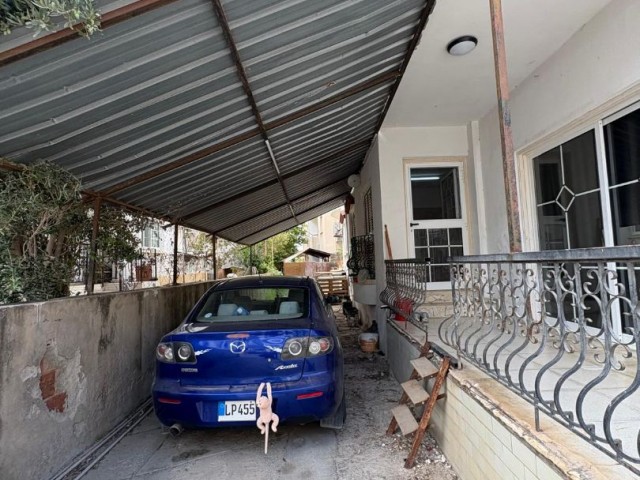 Türk Koçanlı !!! Gazimağusa Gülseren Bölgesi 3+1 Eşyalı Zemin Kat Daire - Fotoğraf 2