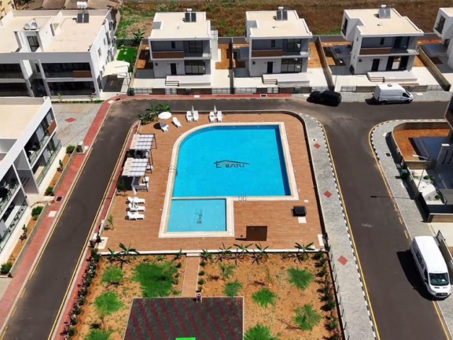 Yeniboğaziçi Oturuma Hazır 3+1 Villa 240 M2 Kapalı Alan - Fotoğraf 3