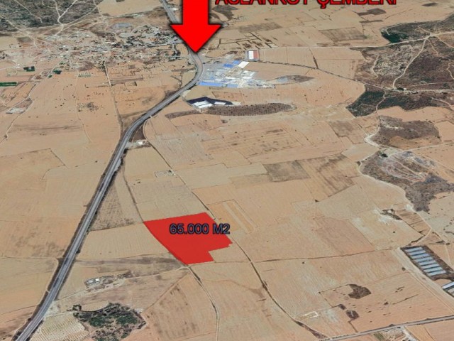 Aslanköyde 65.000 M2 Resmi Yolu Mevcut - Fotoğraf 3