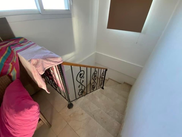 Bu Fırsat Kaçmaz !!! Gazimağusa Gülseren Bölgesi Satılık 3+1 Dublex Havuzlu Penthouse - Fotoğraf 3