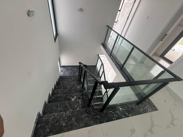 Gazimağusa Mutluyakada Double Kapalı Garajlı Luxs Vılla - Fotoğraf 1