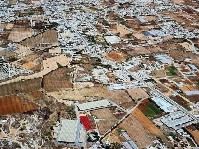 Mağusa 2.5 Mil Yoluna Yakın Satılık Tarla - Fotoğraf 2