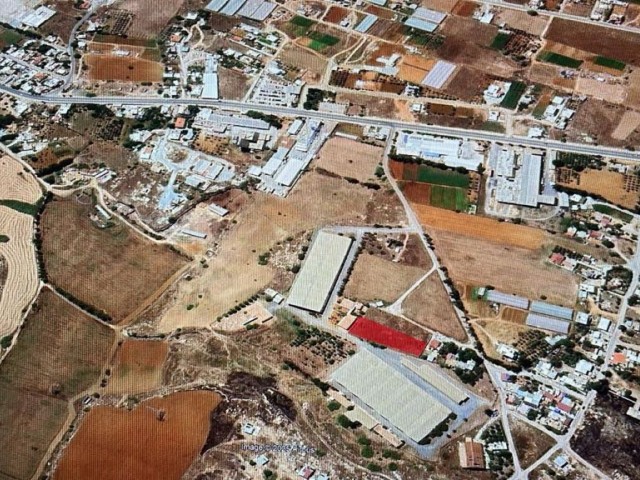 Mağusa 2.5 Mil Yoluna Yakın Satılık Tarla - Fotoğraf 3